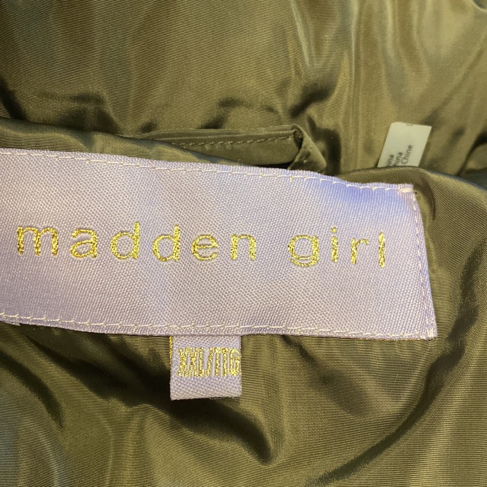 Madden Olive Green puffer coat/ attached hood with removable faux fur trim - Picture 14 of 14